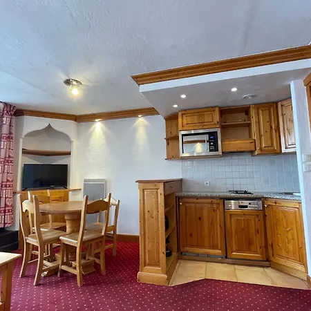 Apartment Blanc Enchantment By Alpstays